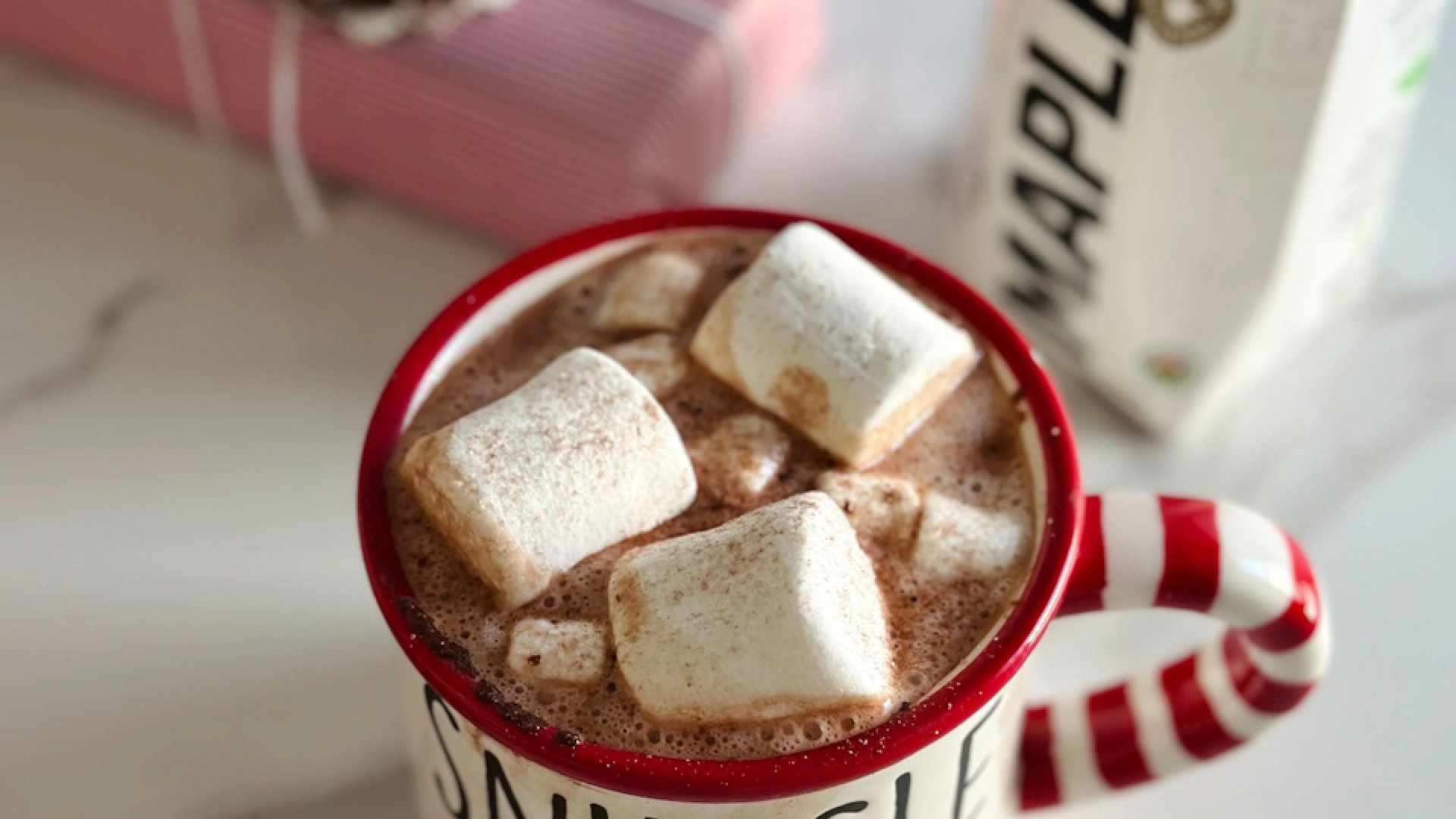 https://maple3.asia/image/cache/catalog/recettes/hot_chocolat_960x540-1920x1080.jpg